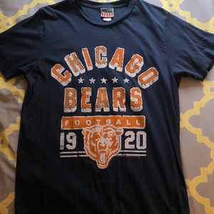 Men’s Size S (Women’s M) Chicago Bears 192 Tee